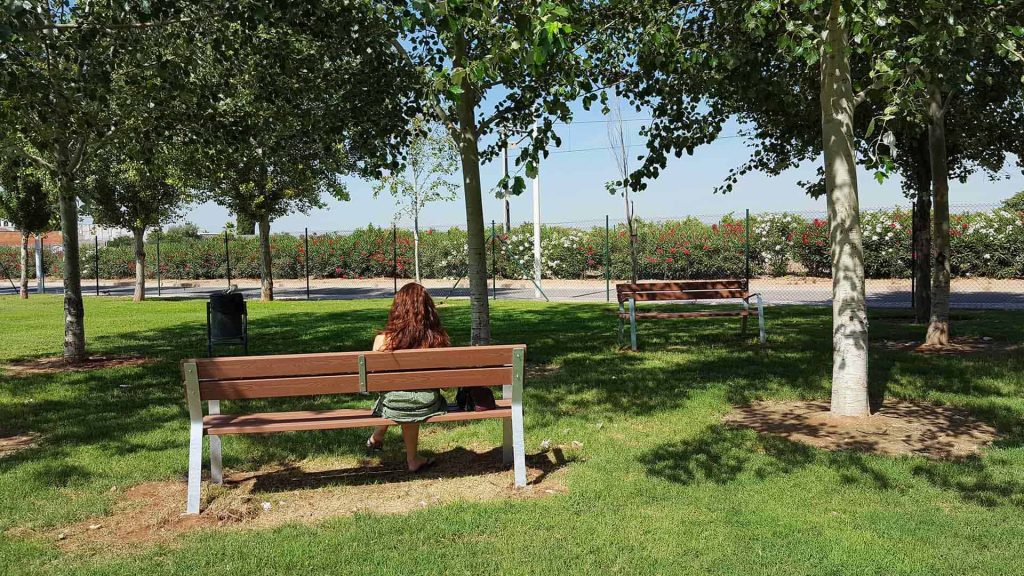 Bancos mobiliario urbano