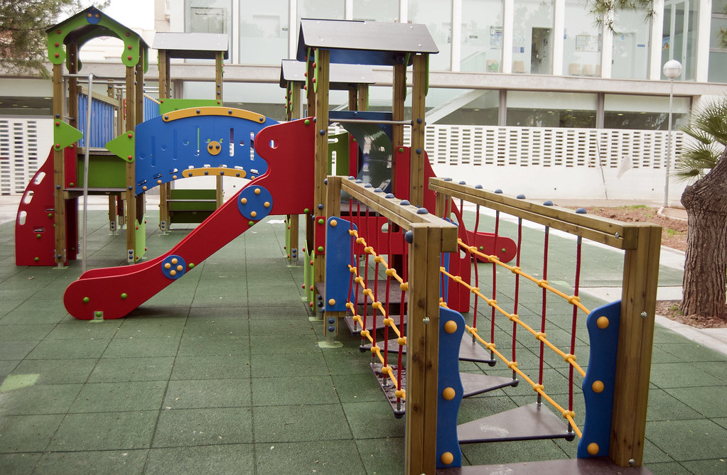 Parques infantiles exterior homologados